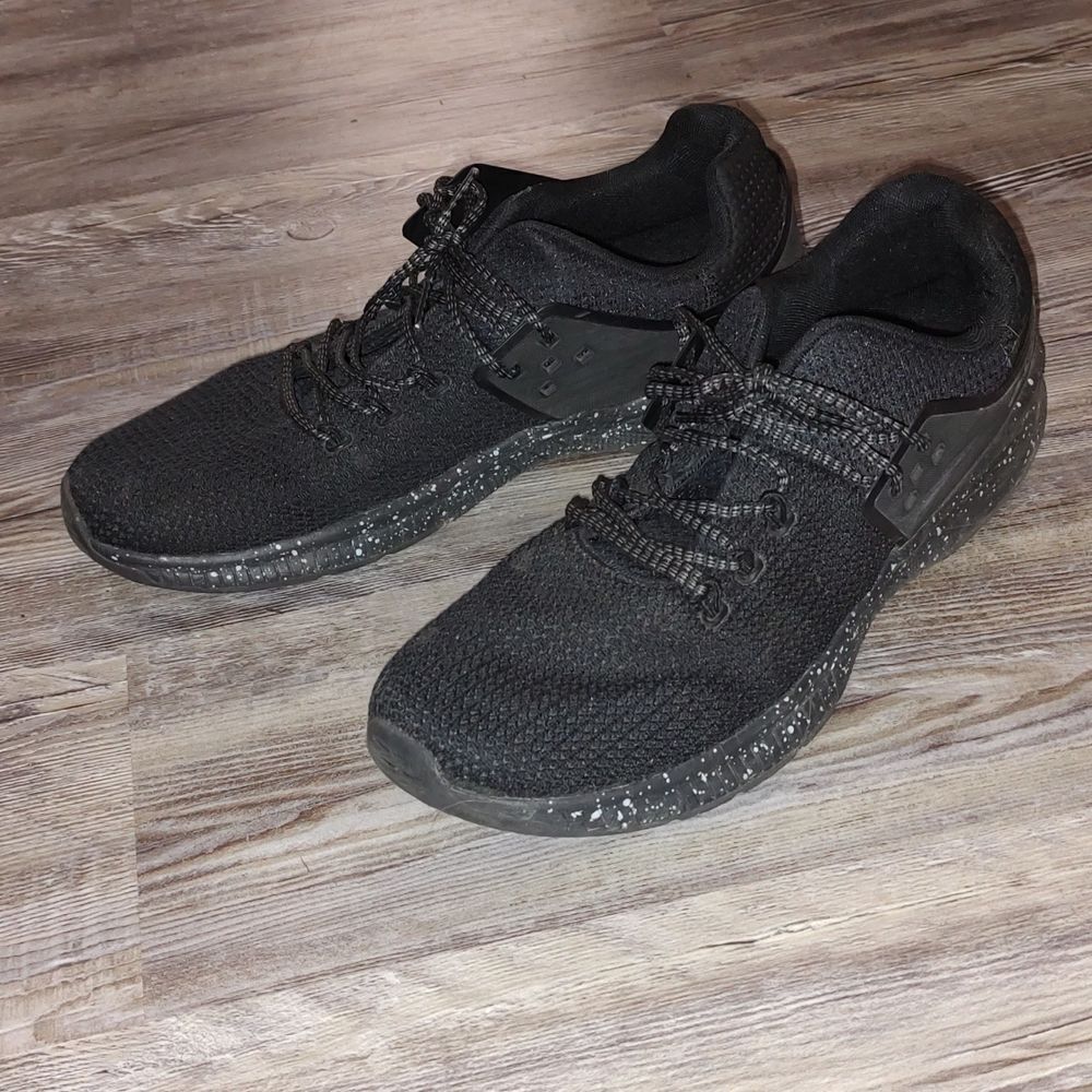 Avia black mens sneakers  Sz 13